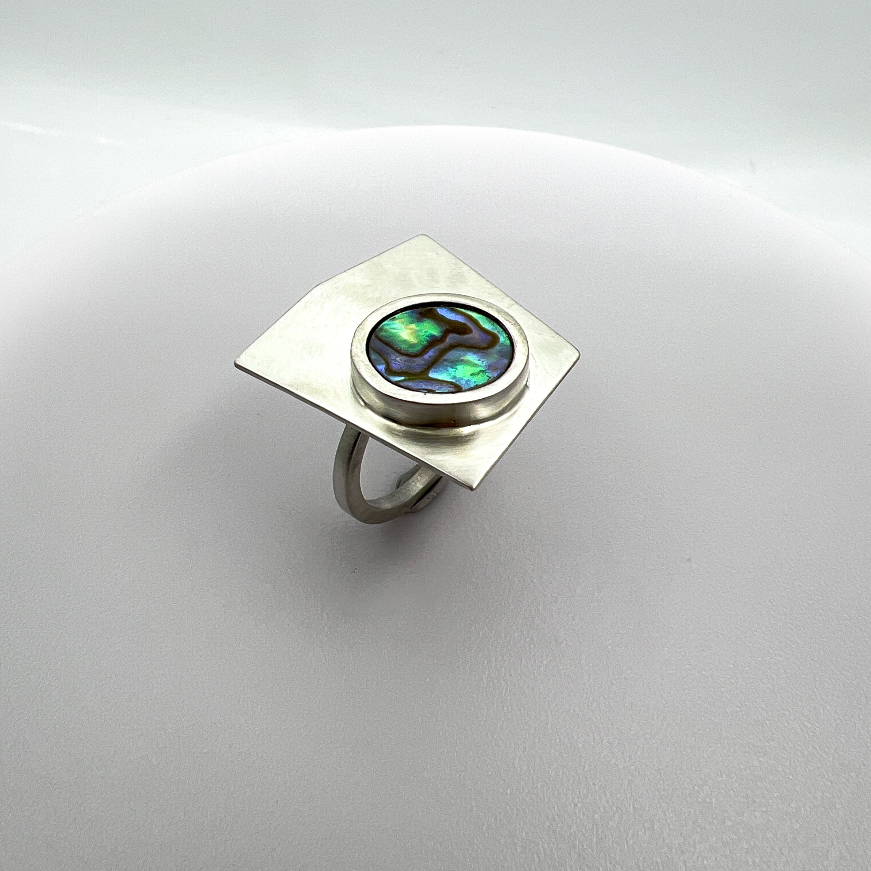 Geometric Abalone Ring