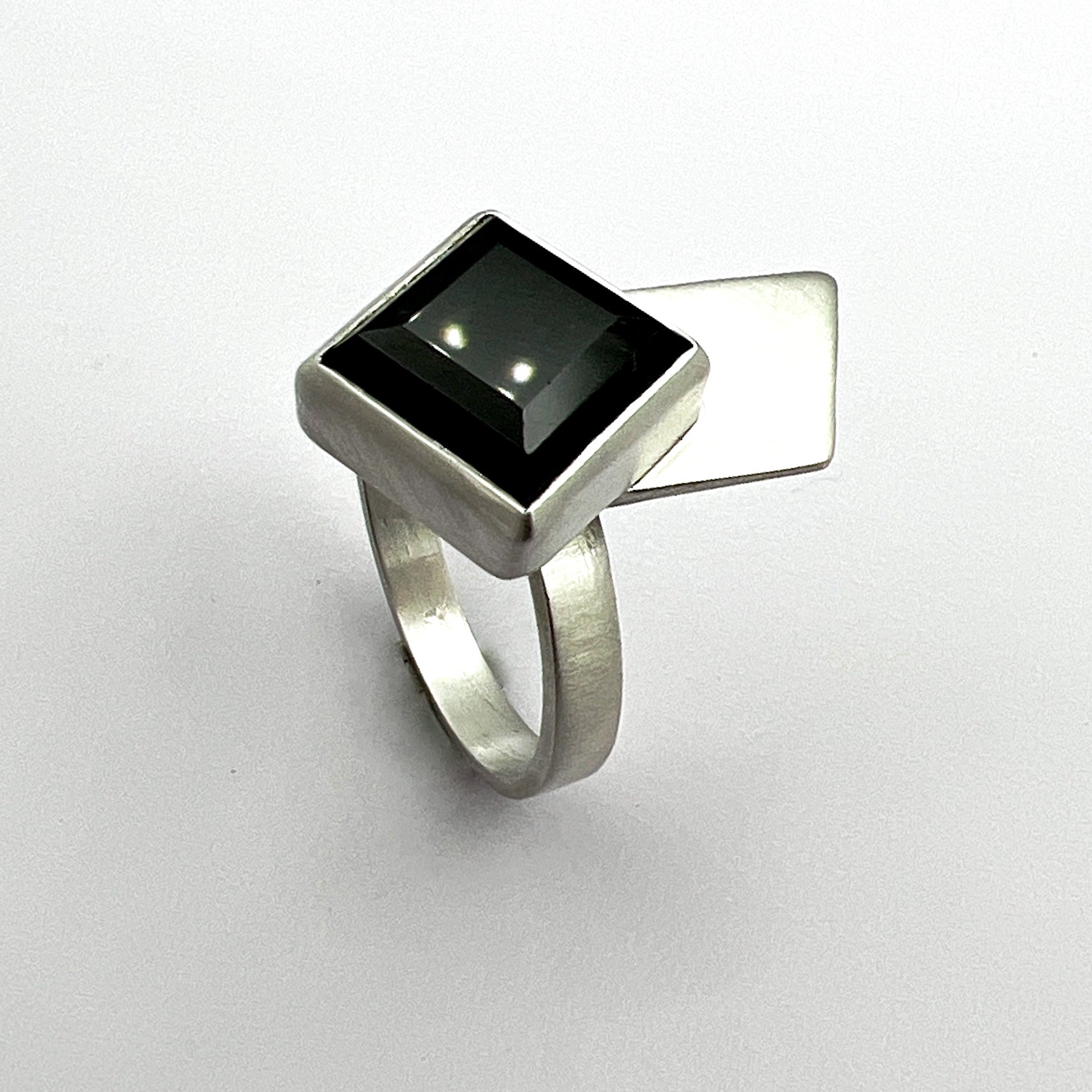 Geometric Black Spinel Ring