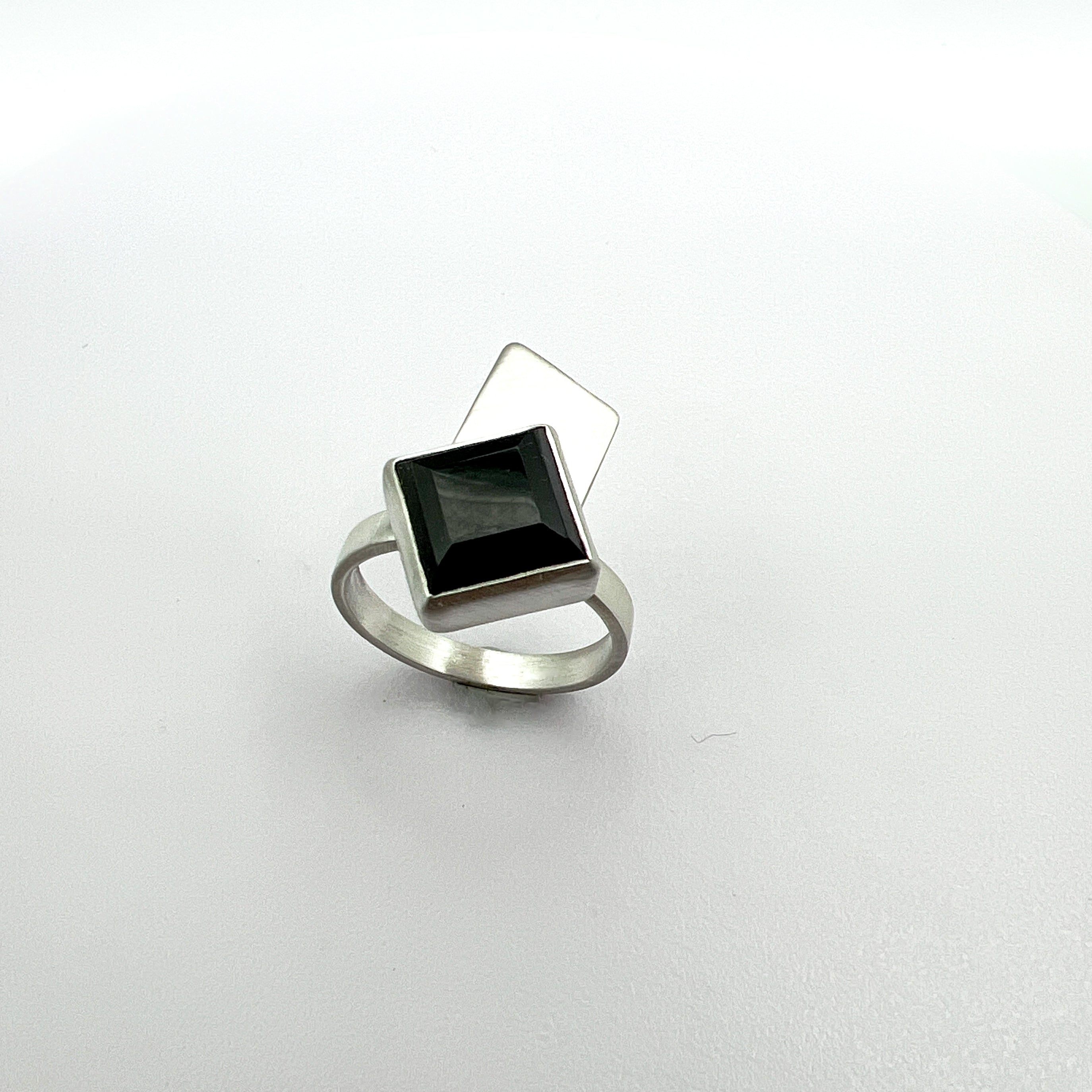 Geometric Black Spinel Ring